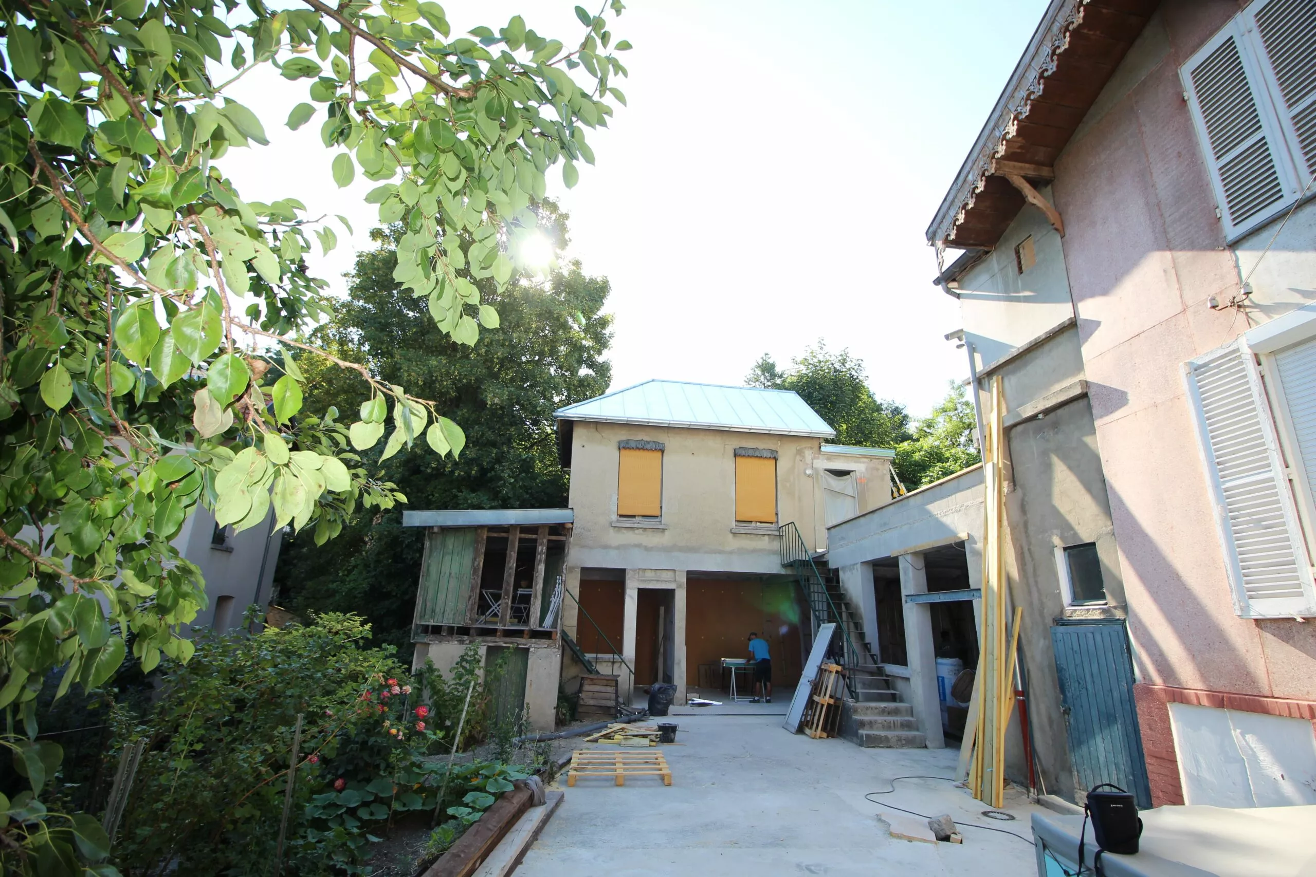 Rénovation lourde extension batiment en travaux